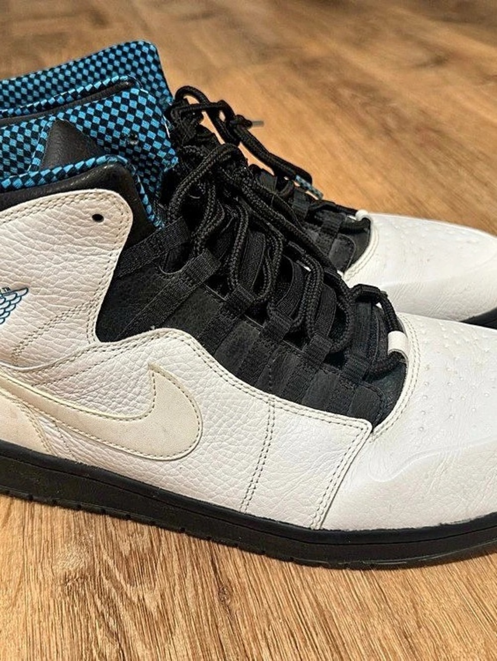 Nike Air Jordan 1 Retro ‘94 Powder Blue High-Top Sneakers - size 15